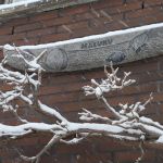 This morning in the snow, the facade stone (Moluccan canoe) on my house.

#moluccancanoe #molukseprauw #gevesteenutrecht #snowinutrecht
